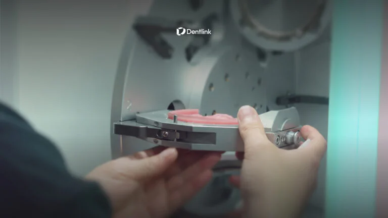 Digital denture milling machine manufacturing dentures at Dentlink